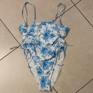 Wild Fable Blue Floral Swimwear